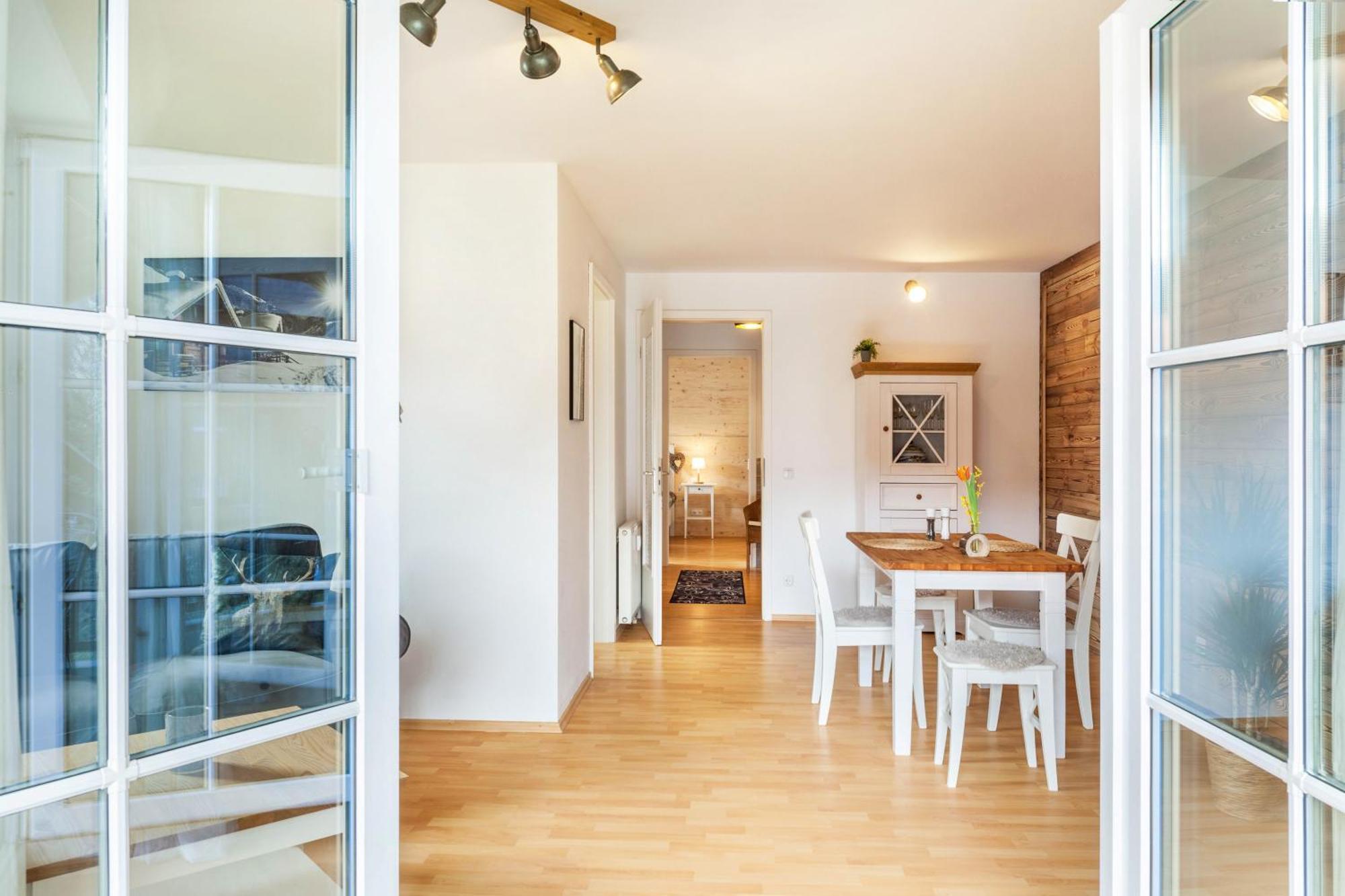 Ferienwohnung Fuchsbau Oberau (Garmisch-Partenkirchen) Exterior foto
