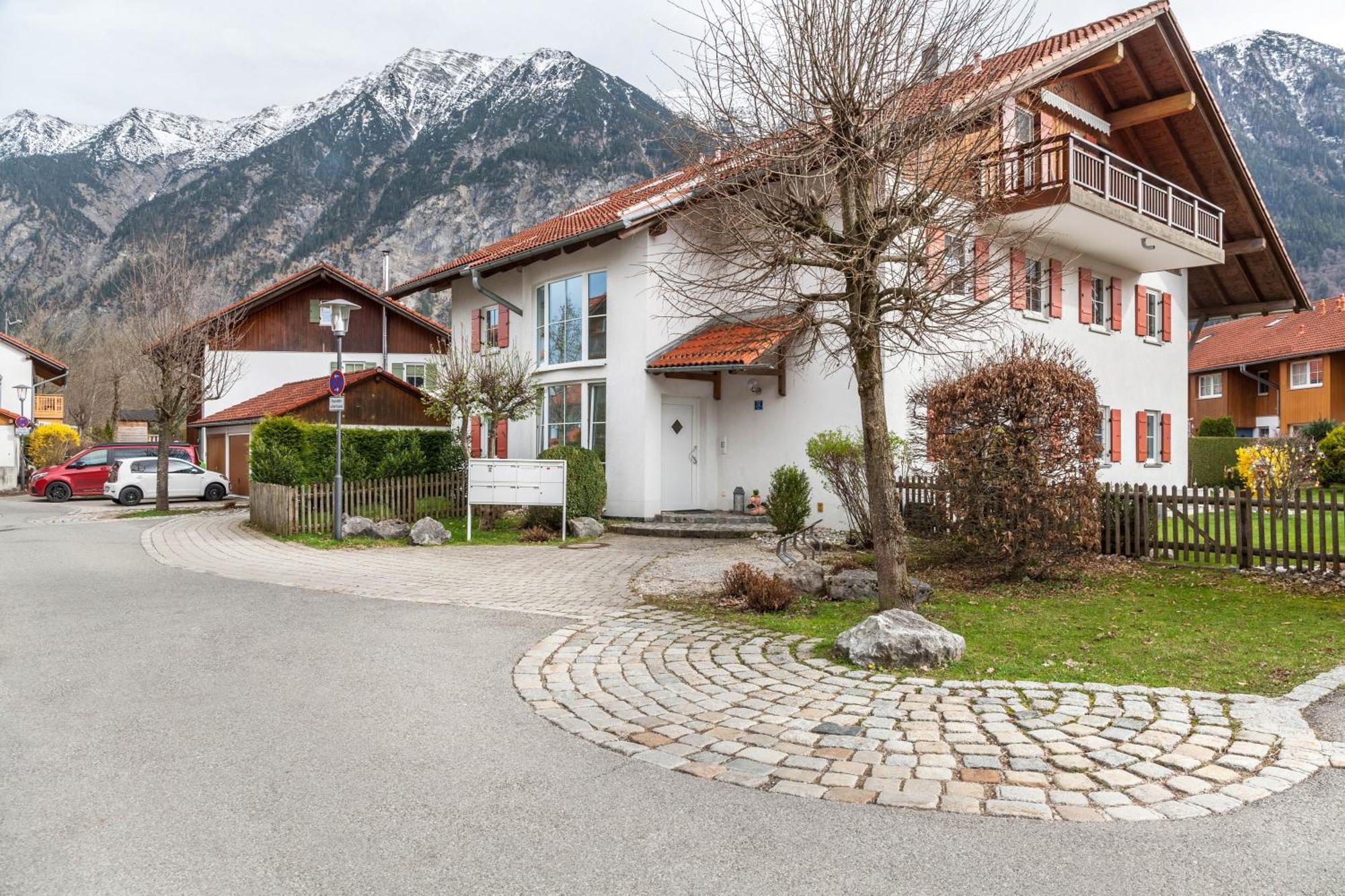 Ferienwohnung Fuchsbau Oberau (Garmisch-Partenkirchen) Exterior foto